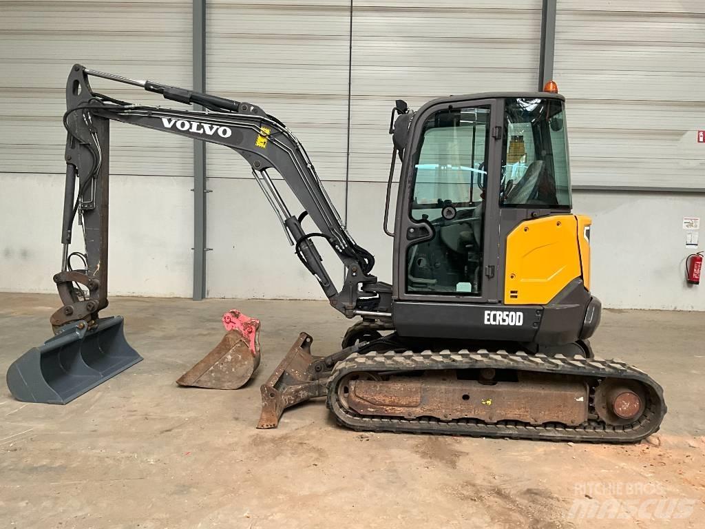 Volvo ECR 50 D حفارات صغيرة أقل من 7 طن (حفارات صغيرة)