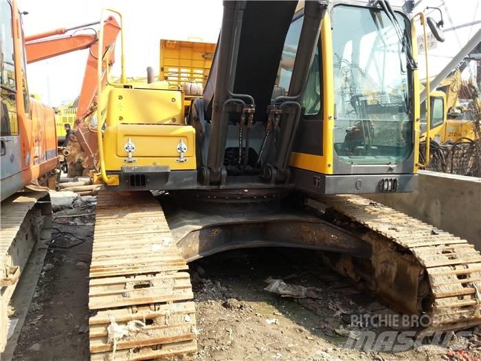 Volvo EC 240 B LC حفارات زحافة