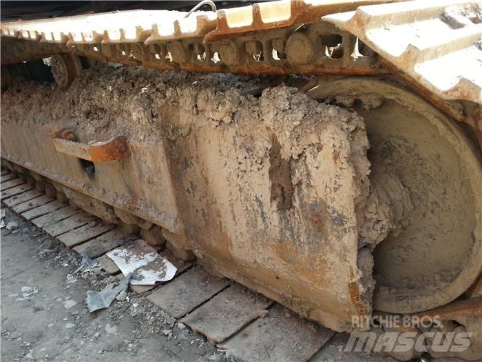 Volvo EC 240 B LC حفارات زحافة