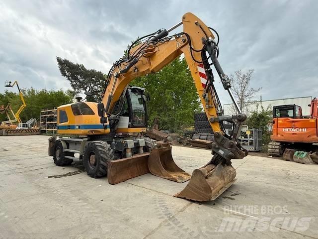 Liebherr A 914 حفارات بعجل