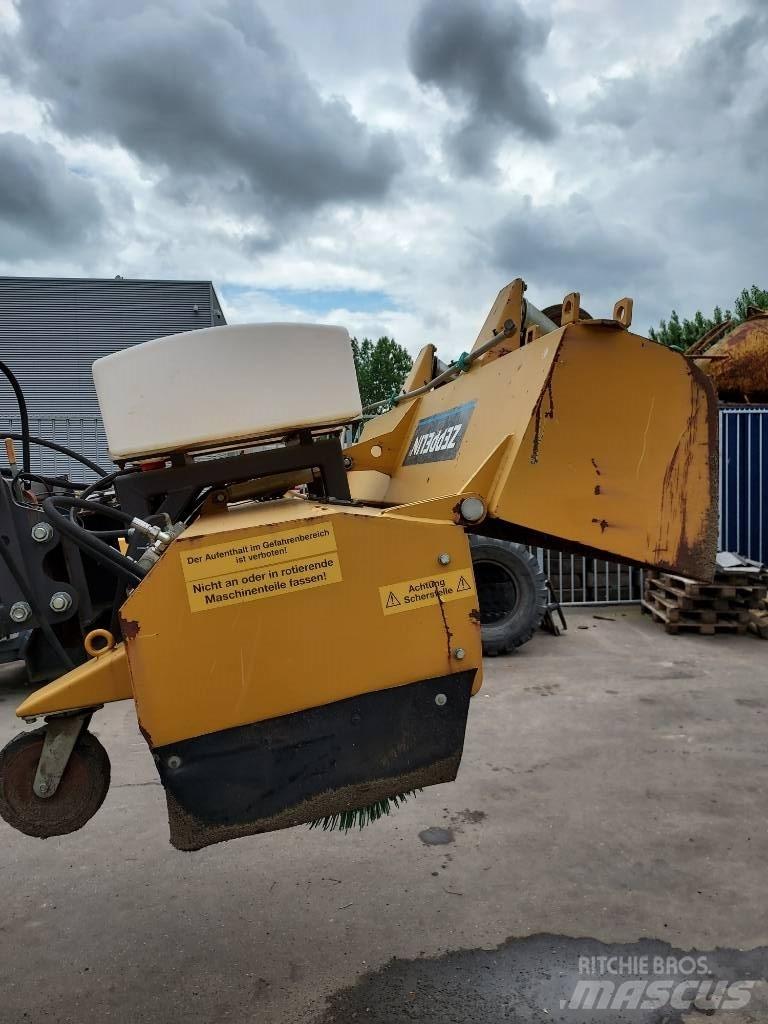 CAT 906/7/8 كناسات