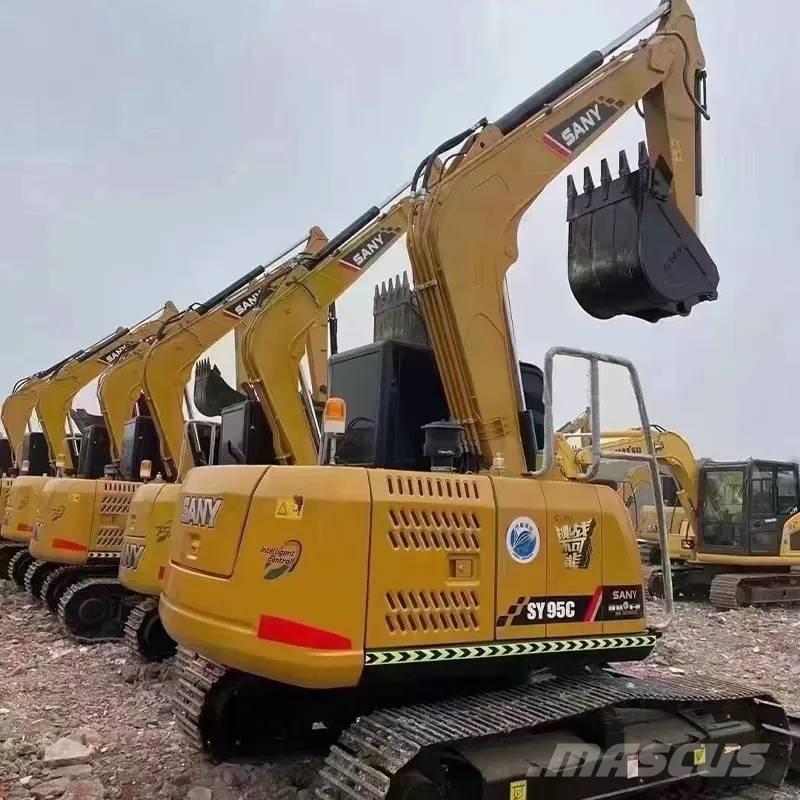 Sany SY 95 C حفارات زحافة