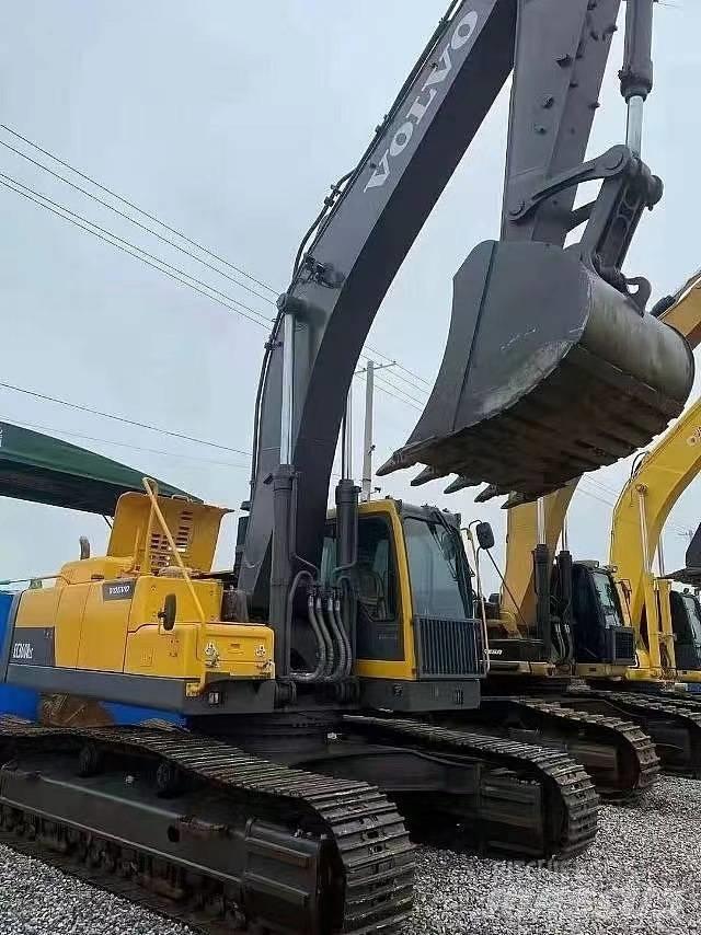 Volvo EC 360 حفارات زحافة