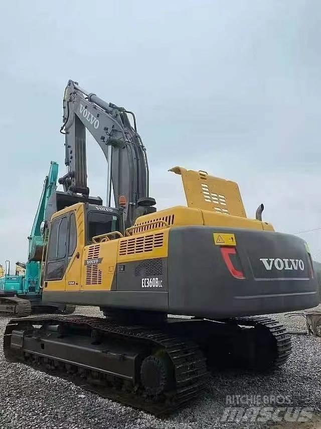 Volvo EC 360 حفارات زحافة