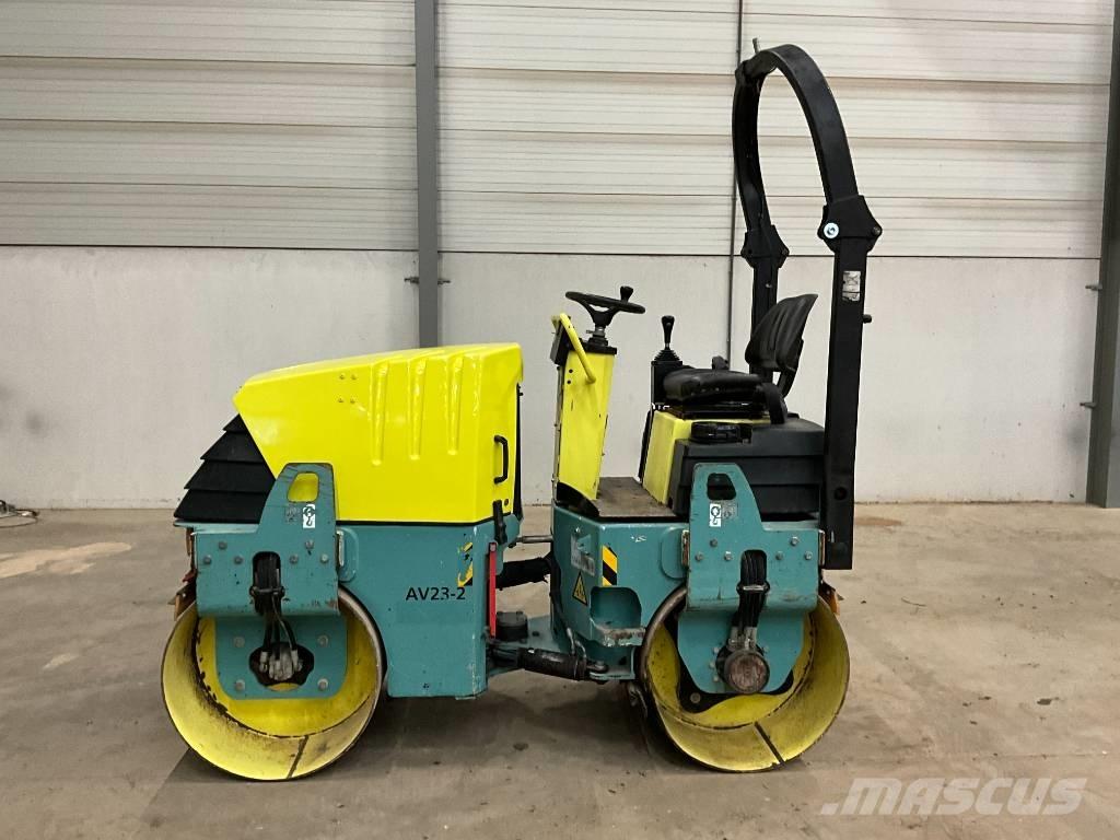 Ammann AV 23-2 مداحل ثنائية الاسطوانة