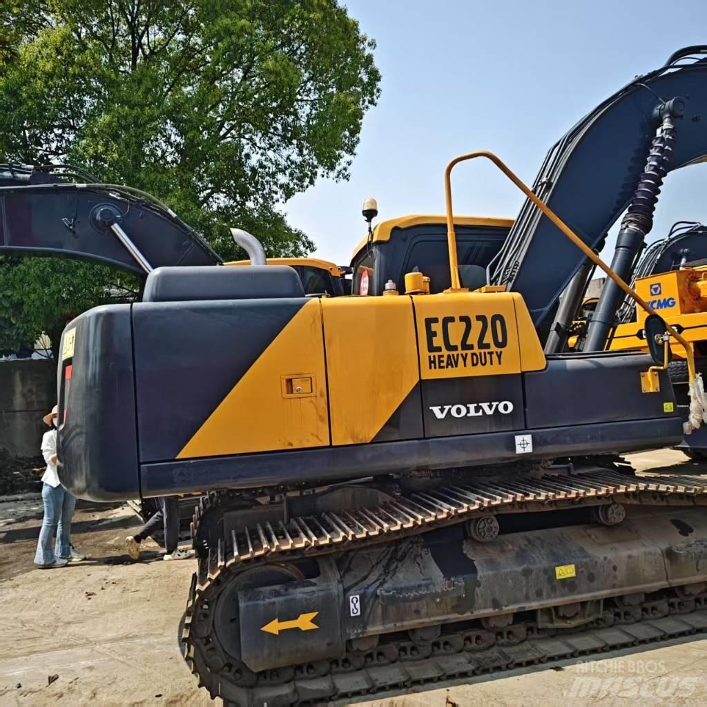 Volvo EC 220 حفارات زحافة