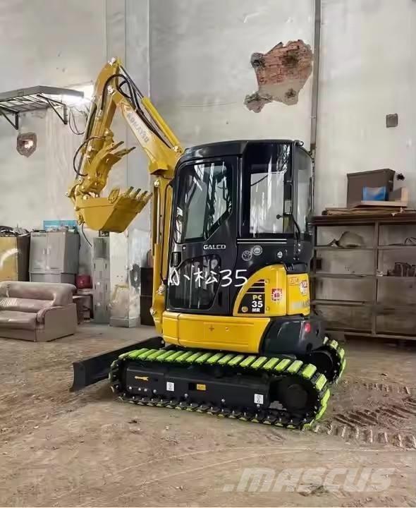 Komatsu PC 35 MR حفارات صغيرة أقل من 7 طن (حفارات صغيرة)