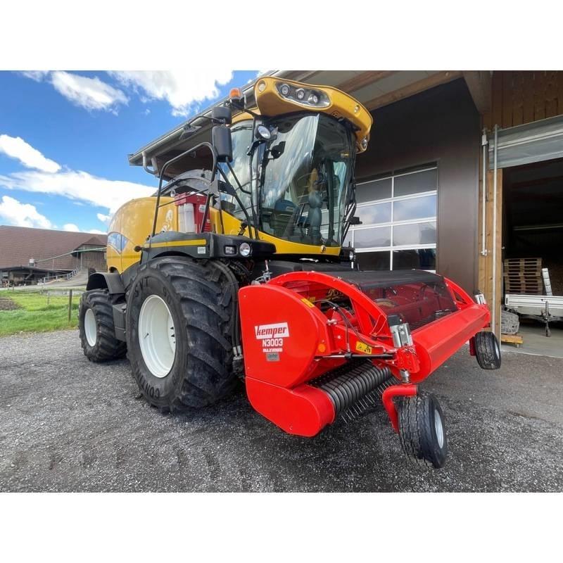 New Holland FR 700 علافات ذاتية الدفع