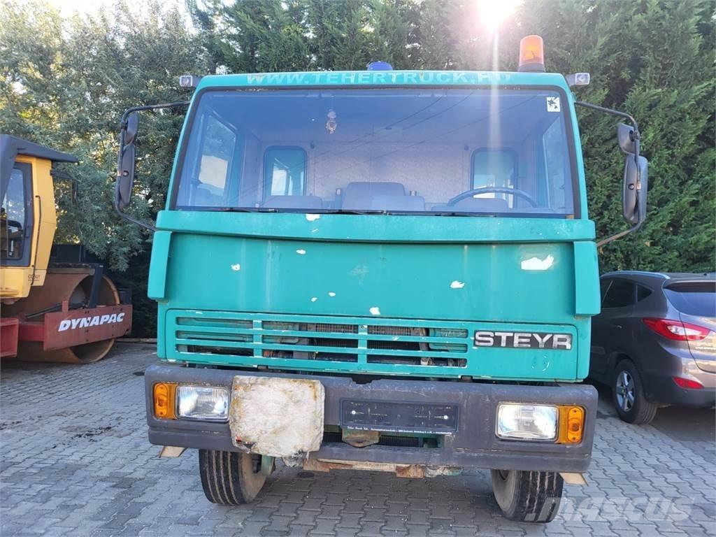 Steyr 16S18 شاحنات ذات صهاريج