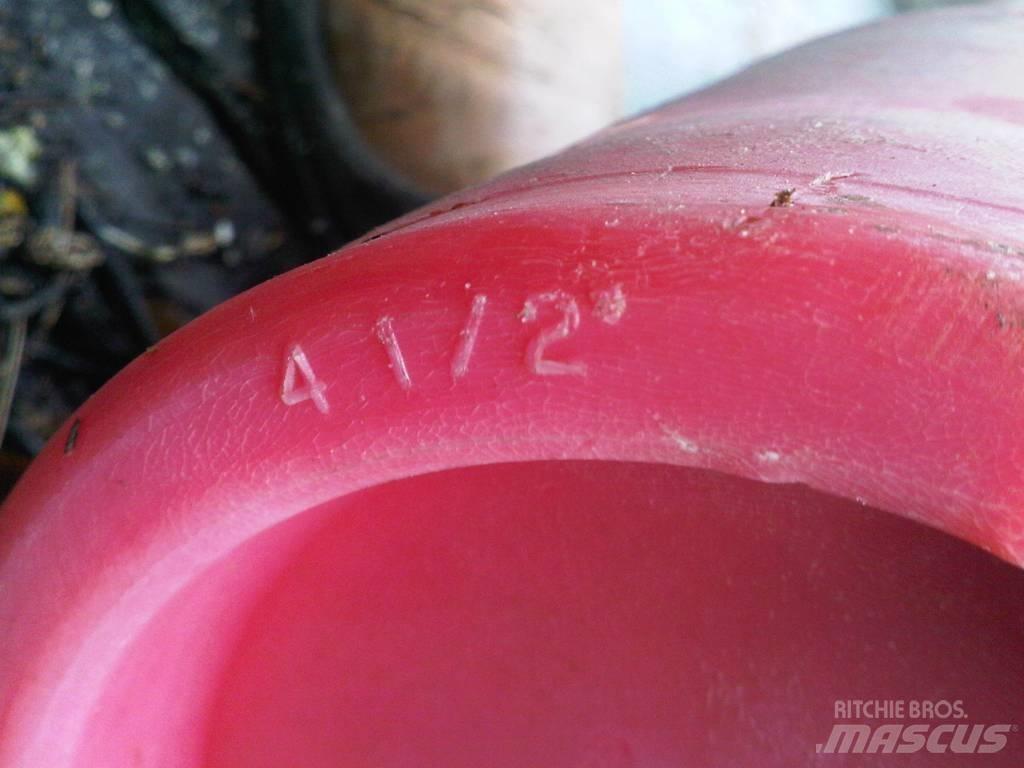  Drill pipes 32' X 4" معدات حفر النفط والغاز