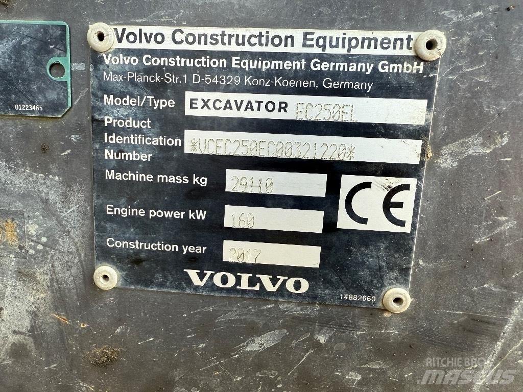 Volvo EC 250 EL حفارات زحافة