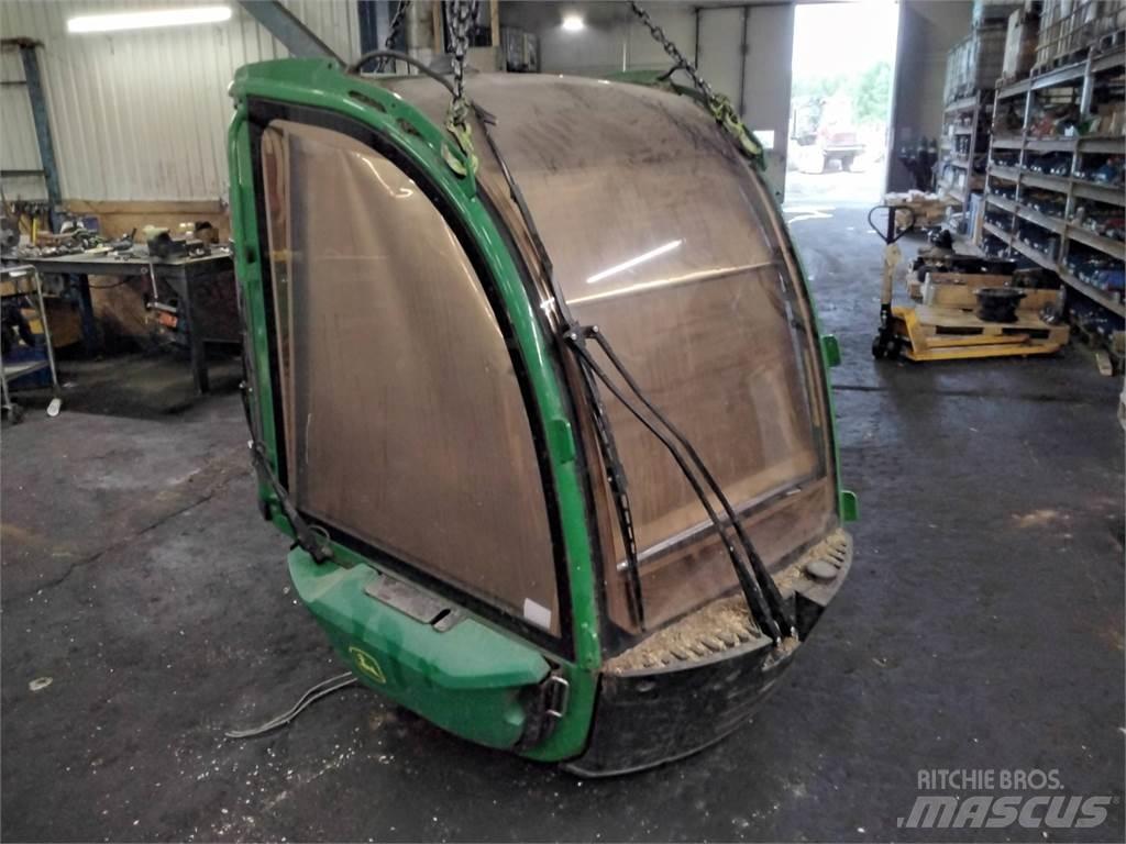 John Deere 1470G كابينة والداخلية