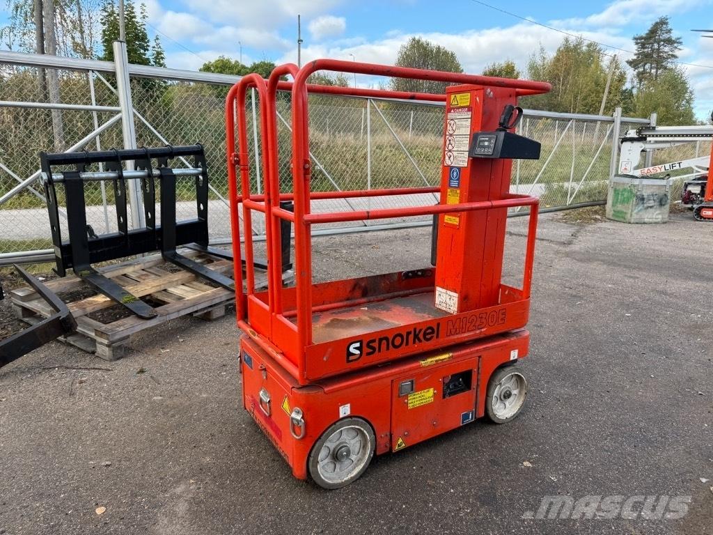 Snorkel M 1230 E رافعات مقصية الشكل
