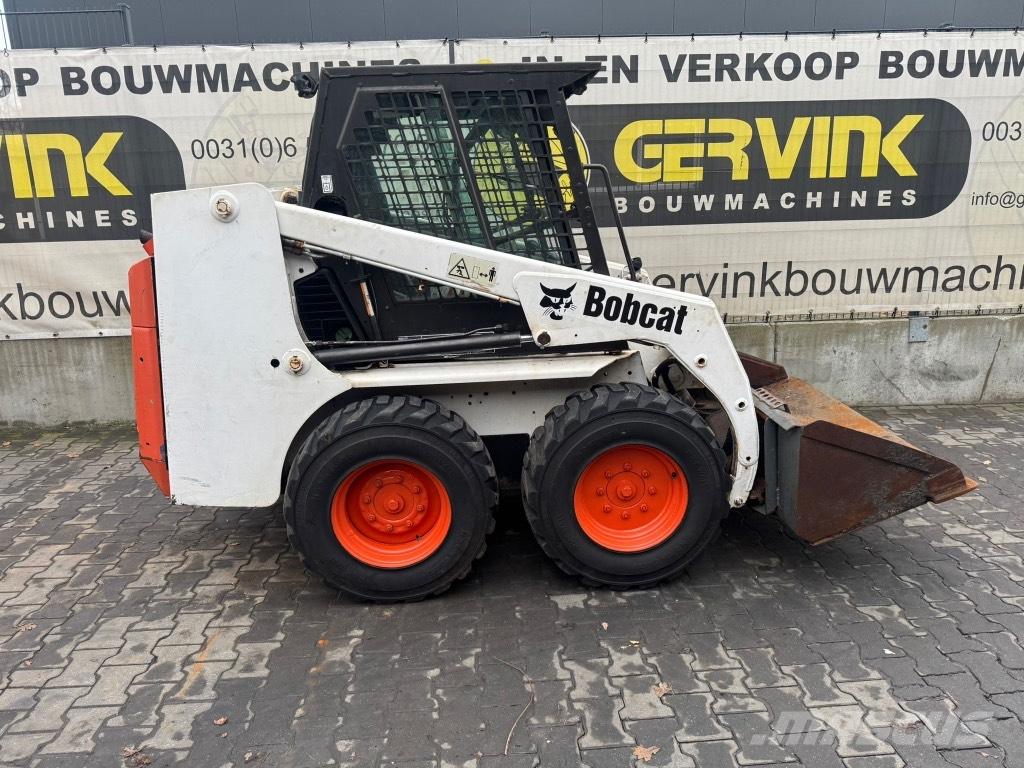 Bobcat 753 لوادر انزلاقية التوجيه
