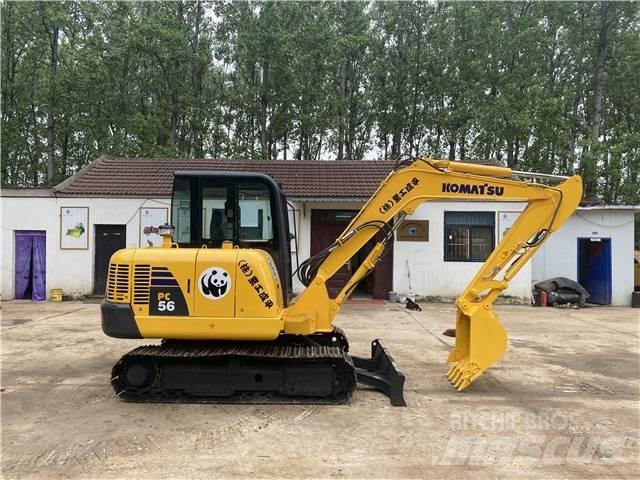 Komatsu PC56-7 حفارات زحافة