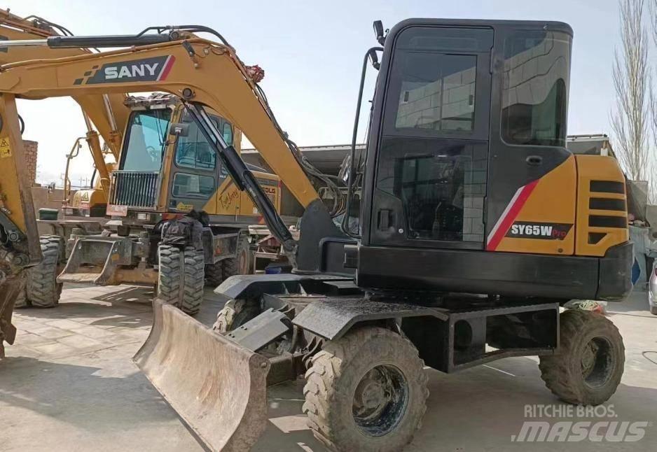 Sany SY65W PRO حفارات بعجل