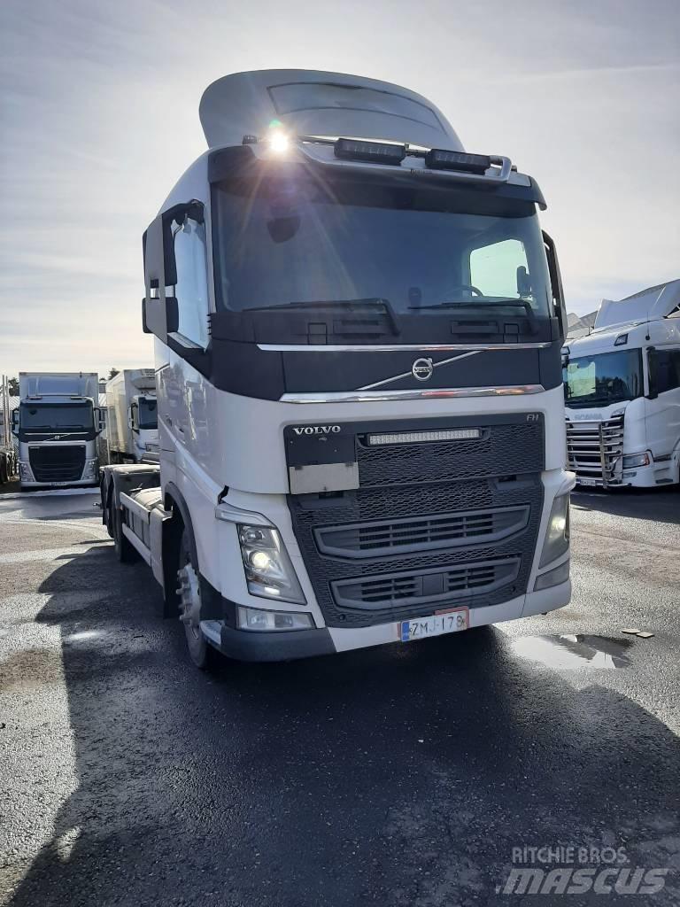 Volvo FH 13 شاحنات الحاويات