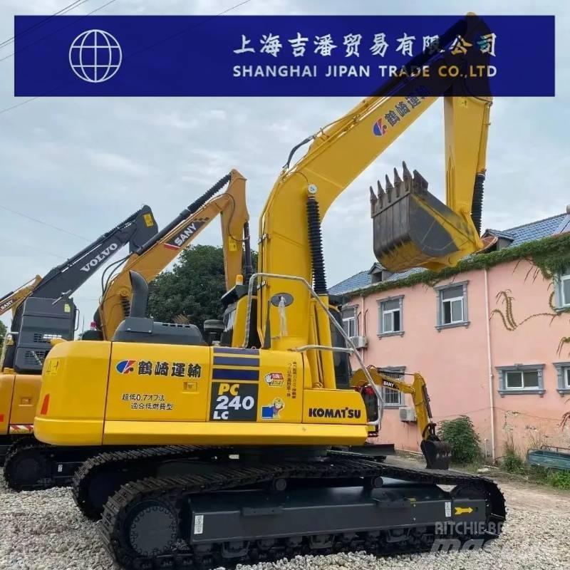 Komatsu PC 240 حفارات زحافة