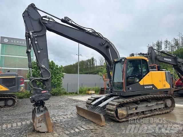 Volvo EC 160 E حفارات زحافة