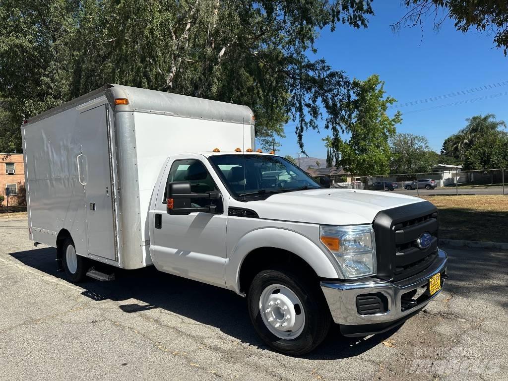 Ford F 350 شاحنات خفيفة/مفصلية الجوانب