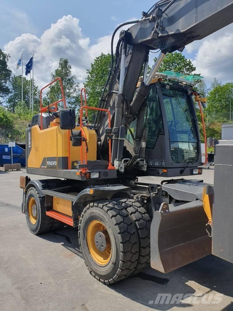 Volvo EW 160 E حفارات بعجل