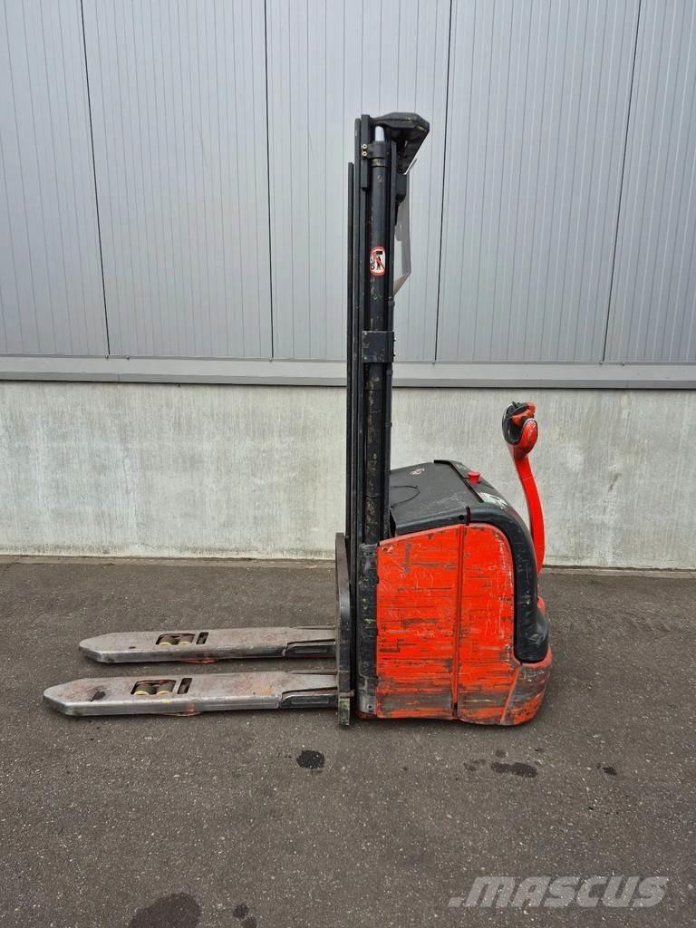 Linde L 16 رافعات شوكية مثبتة على شاحنات
