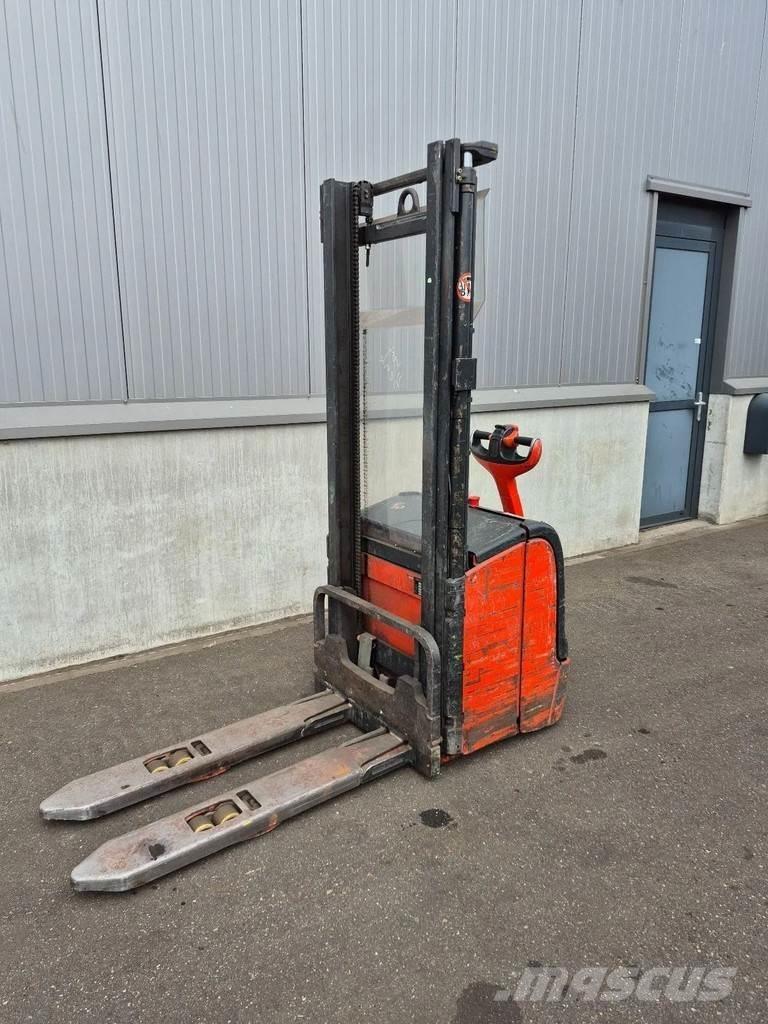 Linde L 16 رافعات شوكية مثبتة على شاحنات