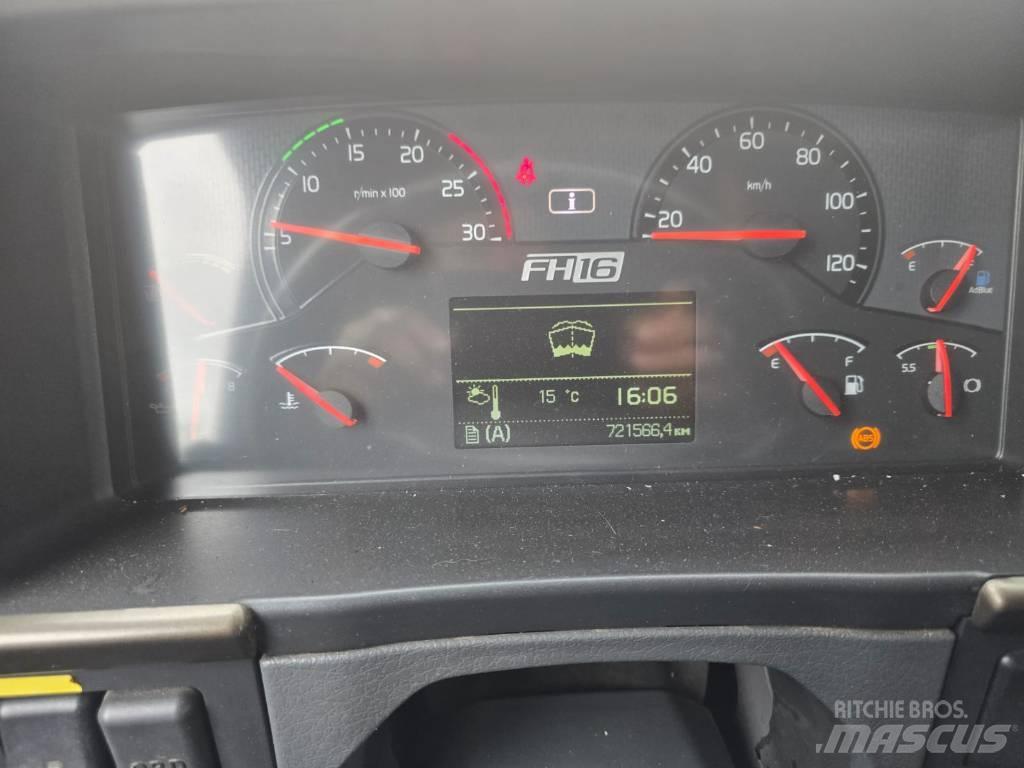 Volvo FH16 شاحنات أشجار