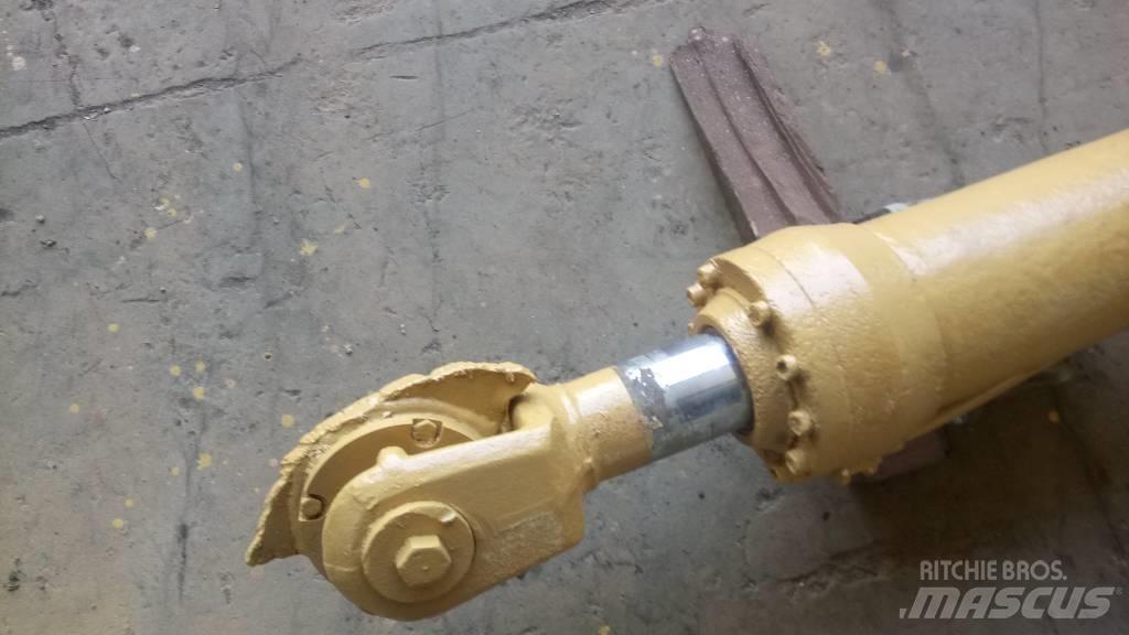 Volvo A 30 C هيدروليات