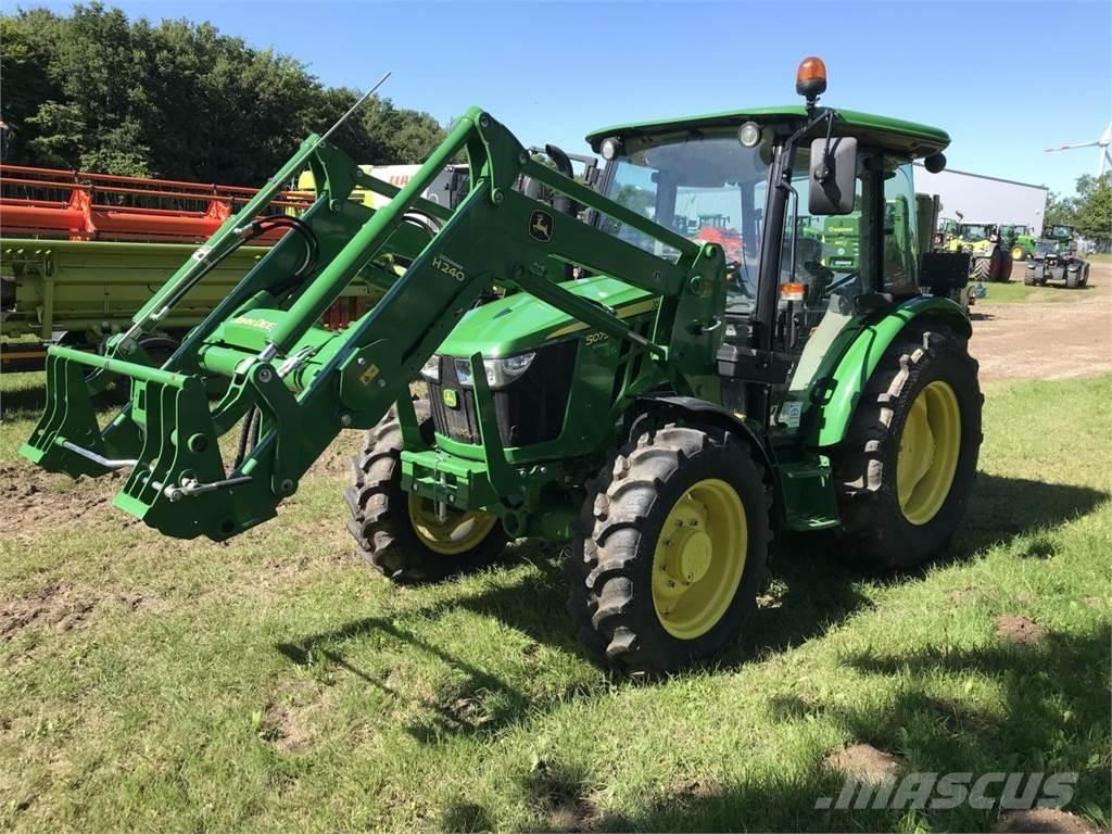 John Deere 5075E الجرارات