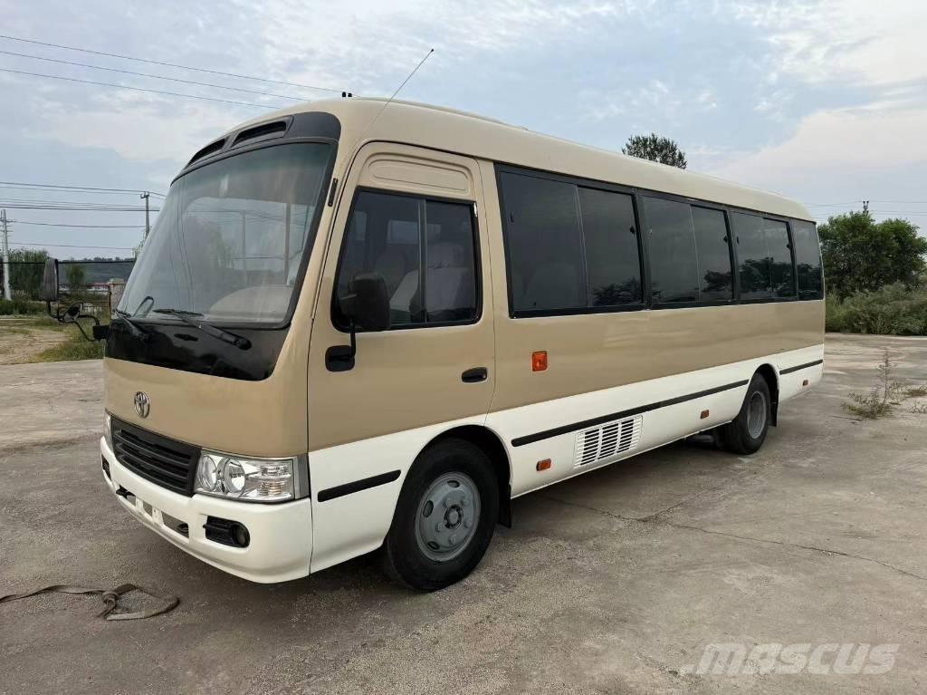 Toyota Coaster Bus حافلة صغيرة