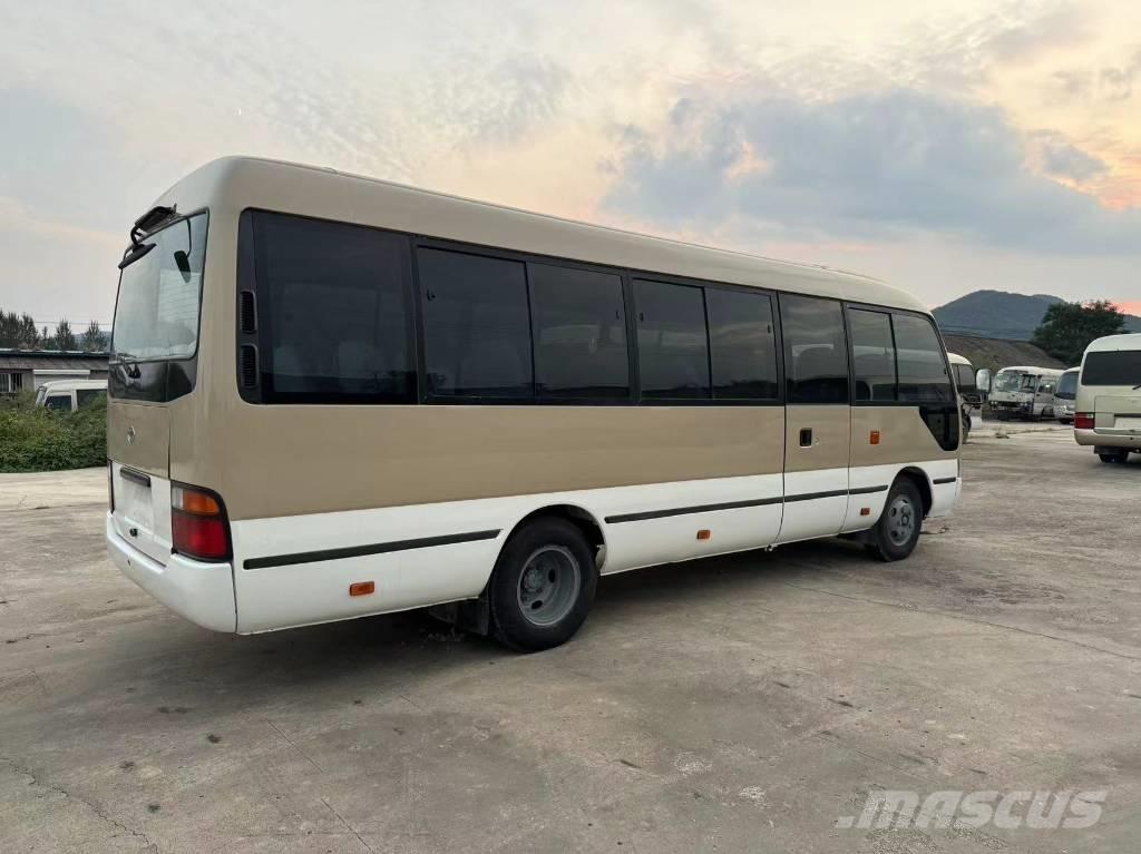 Toyota Coaster Bus حافلة صغيرة