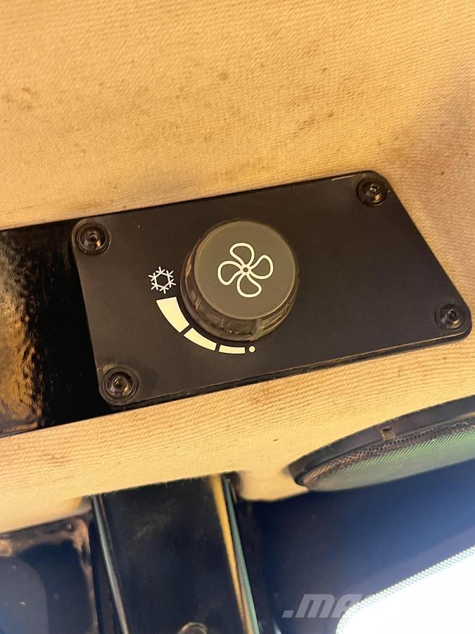 JCB 6T-3 عربات نقل قلابة للمواقع