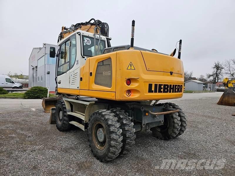 Liebherr A 916 حفارات بعجل
