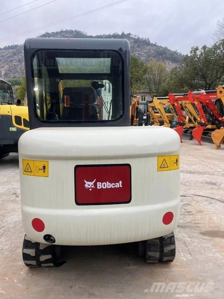 Bobcat 331 حفارات صغيرة أقل من 7 طن (حفارات صغيرة)