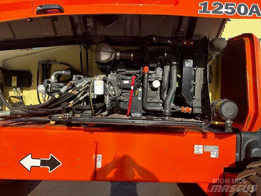 JLG 1250 AJP رافعات سلة مفصلية