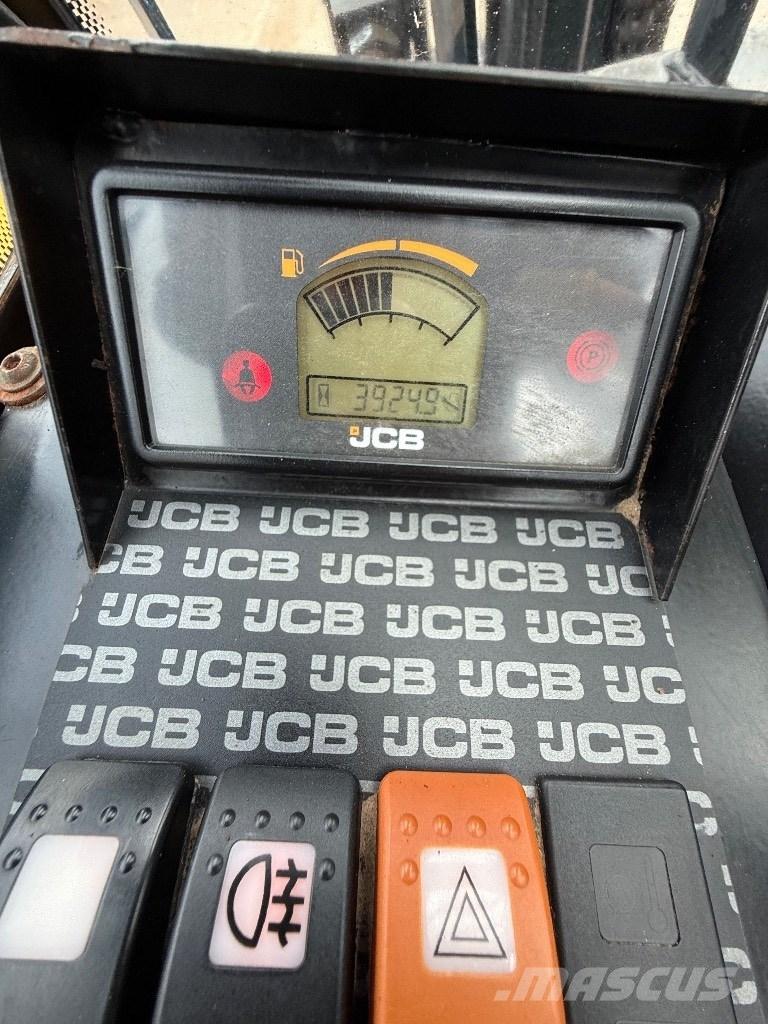JCB 930-4 شاحنات الطرق الوعرة