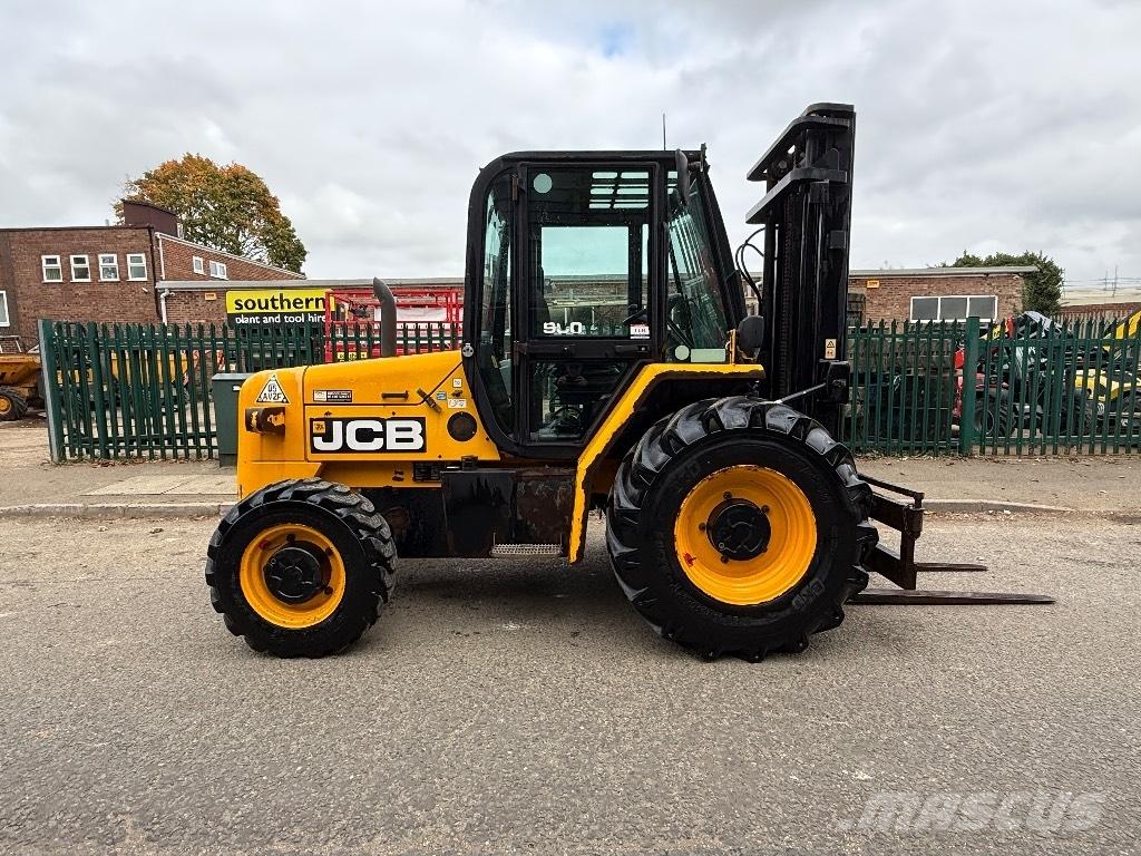 JCB 930-4 شاحنات الطرق الوعرة