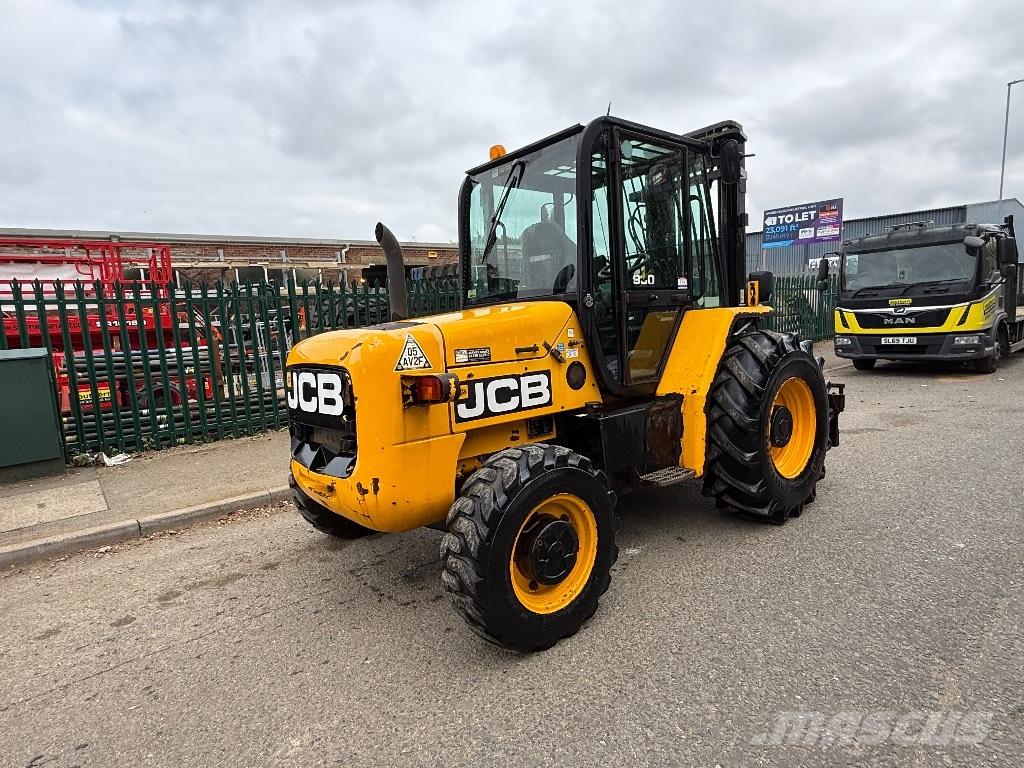 JCB 930-4 شاحنات الطرق الوعرة