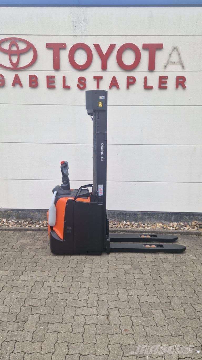 Toyota SPE160 شاحنات مناولة ذاتية الدفع