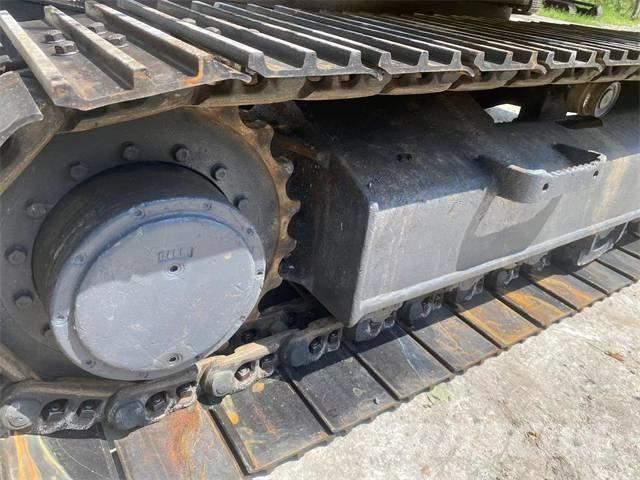 Komatsu PC130 حفارات زحافة