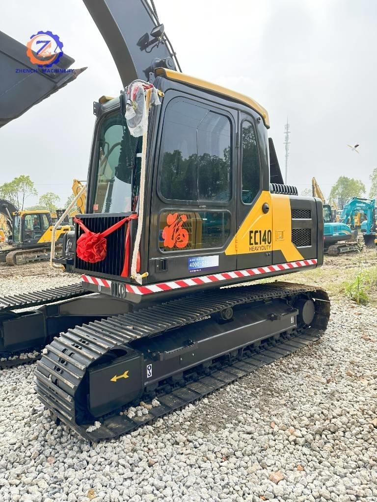 Volvo EC 140 D حفارات وسط 7 طن - 12 طن