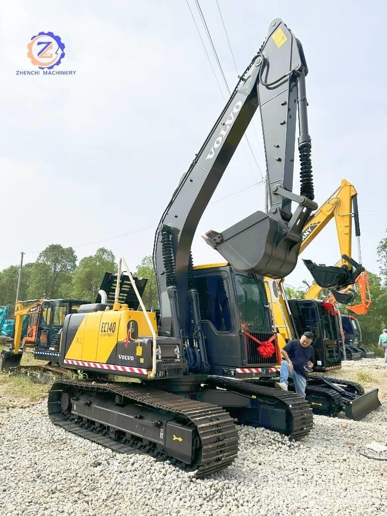 Volvo EC 140 D حفارات وسط 7 طن - 12 طن