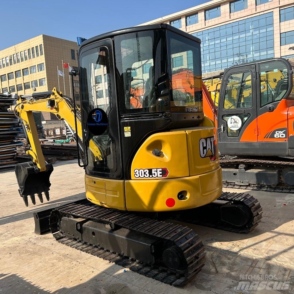 CAT 303.5 E حفارات صغيرة أقل من 7 طن (حفارات صغيرة)