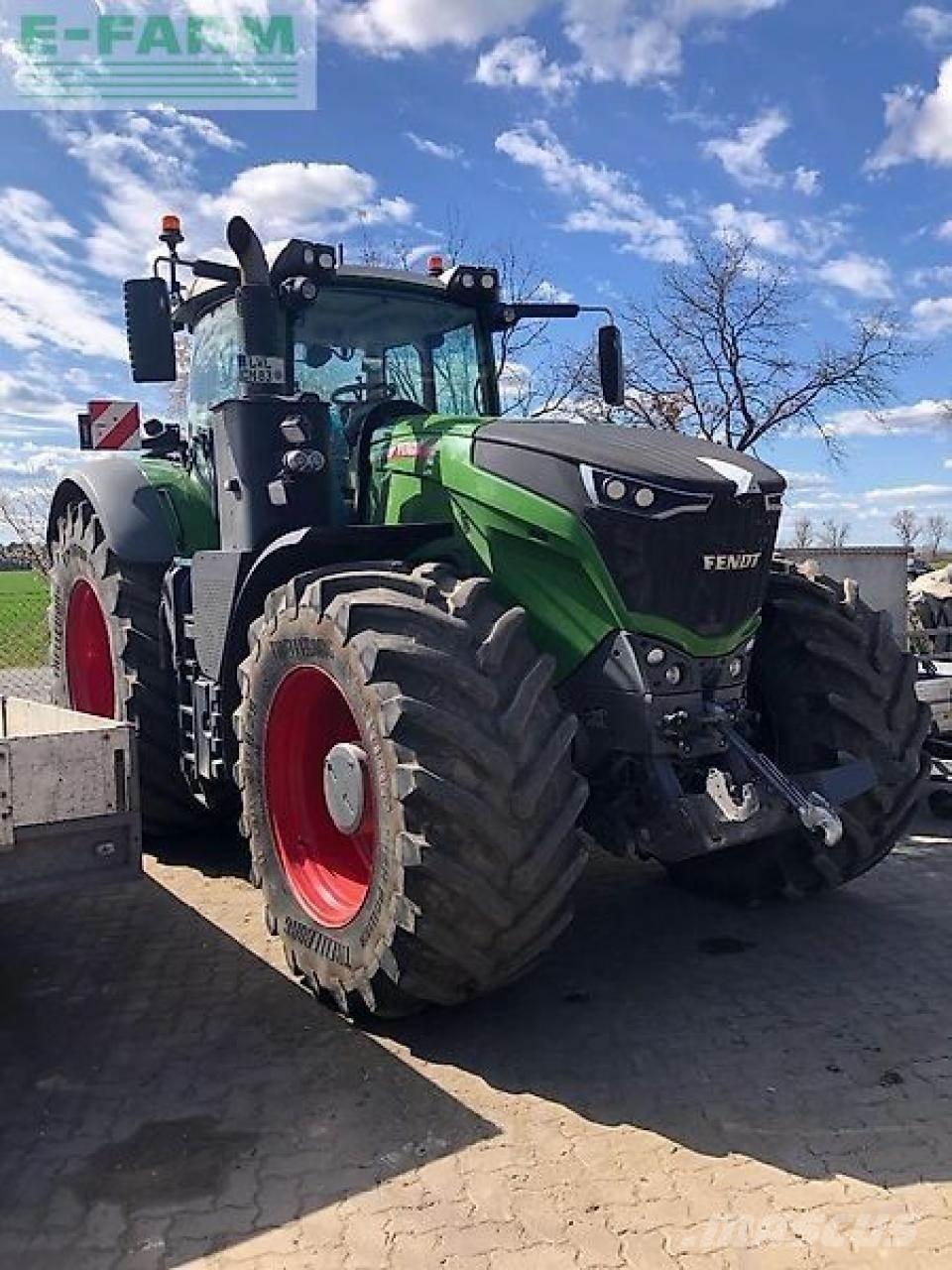 Fendt 1050 الجرارات