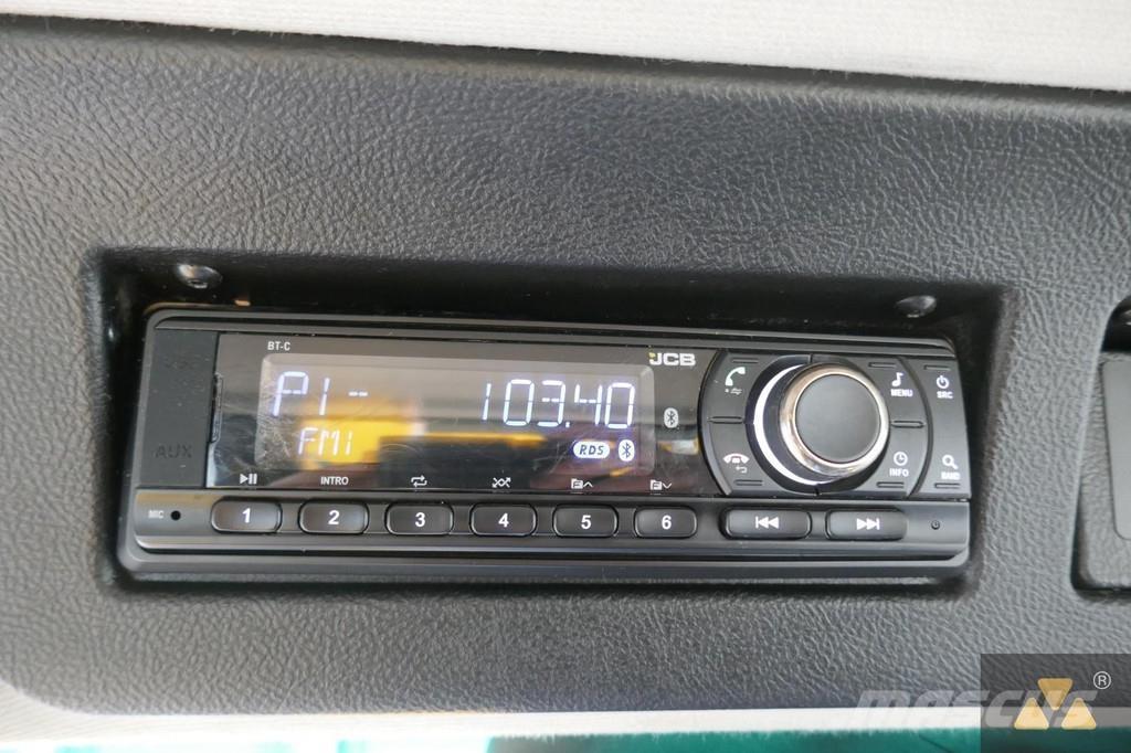 JCB 4CX PRO لوادر ذات جرافات عكسية