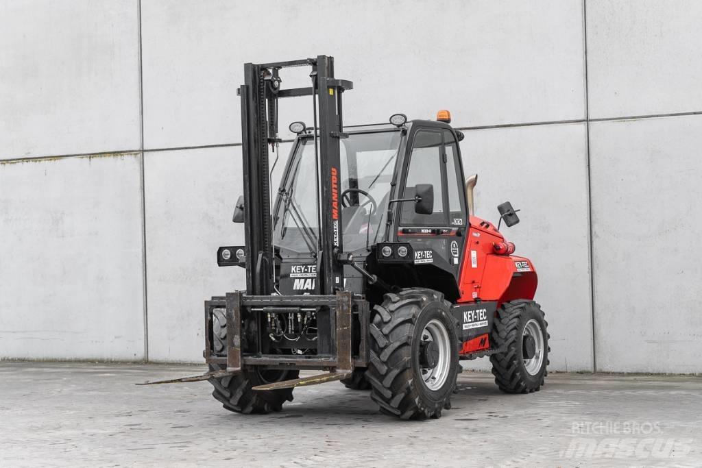 Manitou M 30-4 D شاحنات الديزل