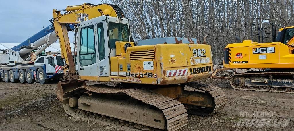 Liebherr R 902 HDSL حفارات زحافة