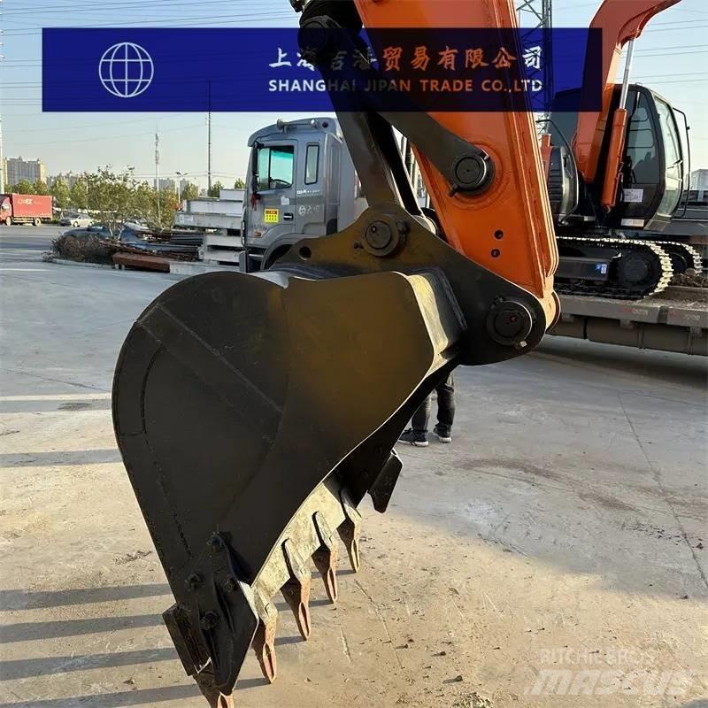 Doosan DX 300 حفارات زحافة