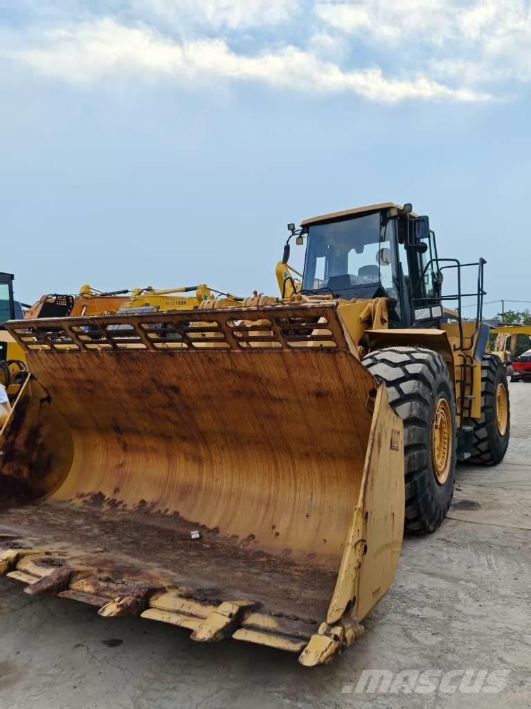 CAT 980 G لوادر بعجل